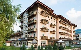 Apparthotel Germania Dobbiaco Exterior photo