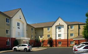 Candlewood Suites Richmond - South, An Ihg Hotel Exterior photo