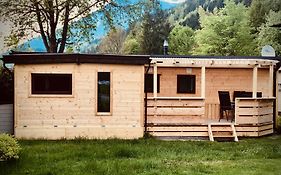 Mountainview Lodge - Chalet Im Zillertal Direkt Am 5 Sterne Campingplatz Aufenfeld Mit Hallenbad Und Sauna Aschau Im Zillertal Exterior photo