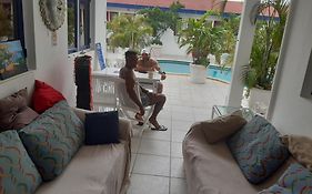 Palmita Hostel Aruba Oranjestad Exterior photo