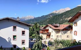 Hotel Garni Nes Crepes Pozza di Fassa Exterior photo