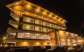 The Hut Restaurant & Boutique Hotel Kigali Exterior photo