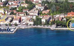 Hotel Vela D'Oro Dependence Bardolino Exterior photo