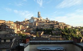 Albergo Bernini Siena Exterior photo