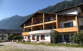 Alpenspitz Appartements - Garni - B&B Racines Exterior photo