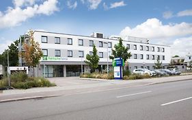 Holiday Inn Express Munich - Olympiapark, An Ihg Hotel Exterior photo