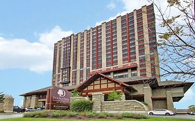Doubletree Fallsview Resort & Spa By Hilton - Niagara-vízesés Exterior photo