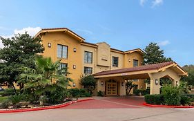 Super 8 By Wyndham The Woodlands North Hotel Exterior photo