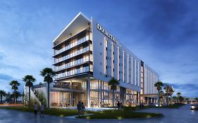 Doubletree By Hilton Miami Doral Hotel Exterior photo