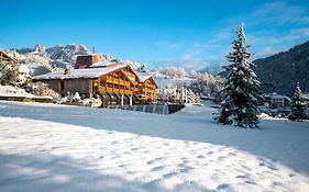 Hotel Cailler & Bains De La Gruyere Charmey Exterior photo