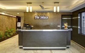 The Solace Hotel Új-Delhi Exterior photo