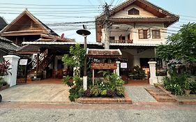 Rattana Guesthouse Luangprabang Exterior photo