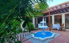 Vive Utila - Bed & Breakfast Exterior photo