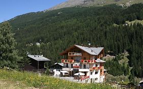 Hotel Vedig Santa Caterina Valfurva Exterior photo