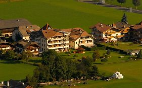 Hotel Reipertingerhof Brunico Exterior photo