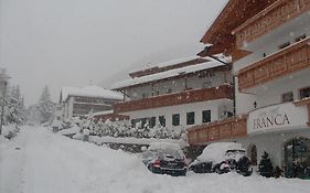 Garni Hotel Franca B&B Selva di Val Gardena Exterior photo