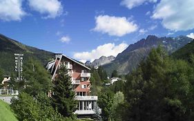 Hotel Mirella Ponte Di Legno Exterior photo