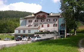 Hotel Martinella Folgaria Exterior photo