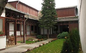 Hotel Fama Hódmezővásárhely Exterior photo