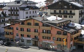 Hotel Edelweiss Passo del Tonale Exterior photo