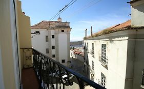 Alfama Right Point Apartman Lisboa Exterior photo