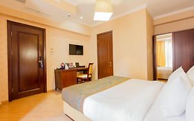 Kmm Hotel Tbiliszi Room photo