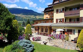 Meuble Sci Sport Hotel Bormio Exterior photo