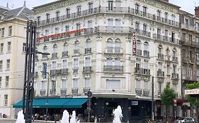 Campanile Grenoble Centre Gare Hotel Exterior photo