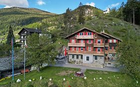 Hotel Alpenblick Zeneggen Exterior photo