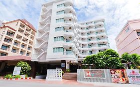 A-One Pattaya Beach Resort Exterior photo