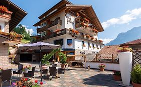 Monza Dolomites Hotel Moena Exterior photo