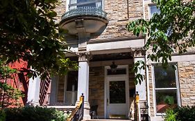 Central Park Bed & Breakfast Panzió Louisville Exterior photo