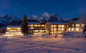 Hotel Stump'S Alpenrose Wildhaus Exterior photo