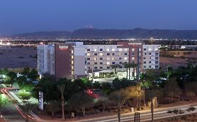 Courtyard Phoenix Chandler/Fashion Center Hotel Exterior photo