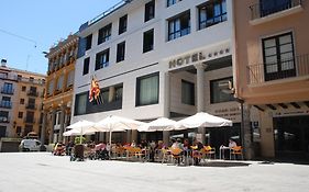 Gran Hotel Ciudad De Barbastro Exterior photo