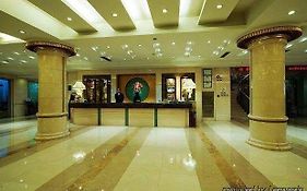 Dongding Hotel Sanghaj Interior photo