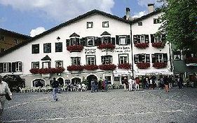 Hotel Aquila Nera - Schwarzer Adler Vipiteno Exterior photo