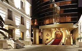 Nobil Luxury Boutique Hotel Kisinyov Exterior photo