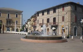 Piazza Degli Angeli Hotel Assisi Exterior photo