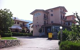 Hotel Giampy Assergi Exterior photo