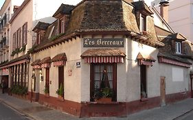 Les Berceaux Hotel Épernay Exterior photo