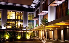 Siam Swana Hotel Bangkok Exterior photo