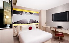 Butterfly On Waterfront Boutique Hotel Sheung Wan Hongkong Room photo