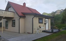 Holiday Home Lofoten Lyngværet Exterior photo