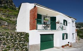 Holiday Home Miklica Klis Exterior photo