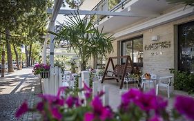 Hotel Meris Milano Marittima Exterior photo