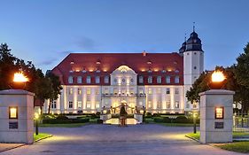 Schloss Fleesensee Göhren-Lebbin Exterior photo