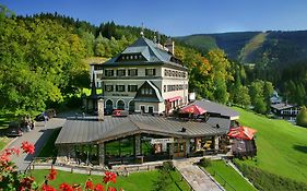 Hotel Praha Špindlerŭv Mlýn Exterior photo