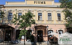 Fiume Hotel Bekescsaba Exterior photo