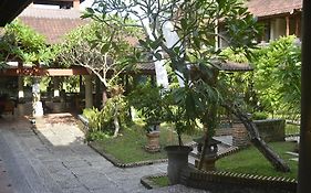 Puri Padi Hotel Ubud Exterior photo